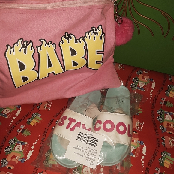 Flip flops - Picture 2 of 2